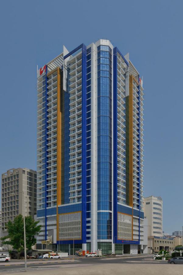 Swiss-Belsuites Admiral Juffair Manama Exterior photo