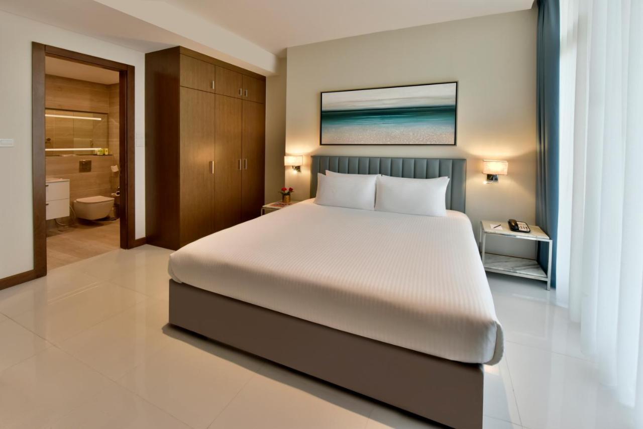Swiss-Belsuites Admiral Juffair Manama Exterior photo