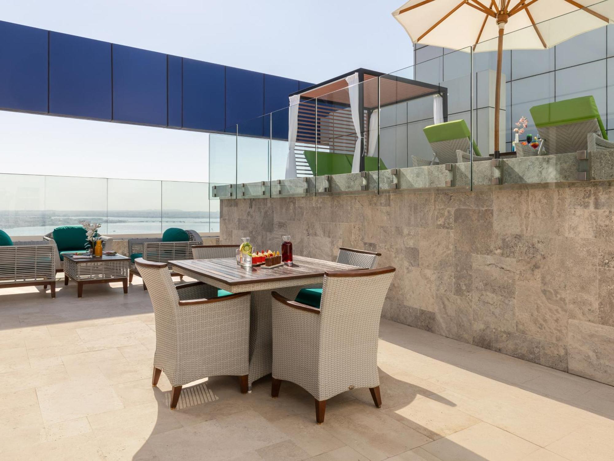 Swiss-Belsuites Admiral Juffair Manama Exterior photo